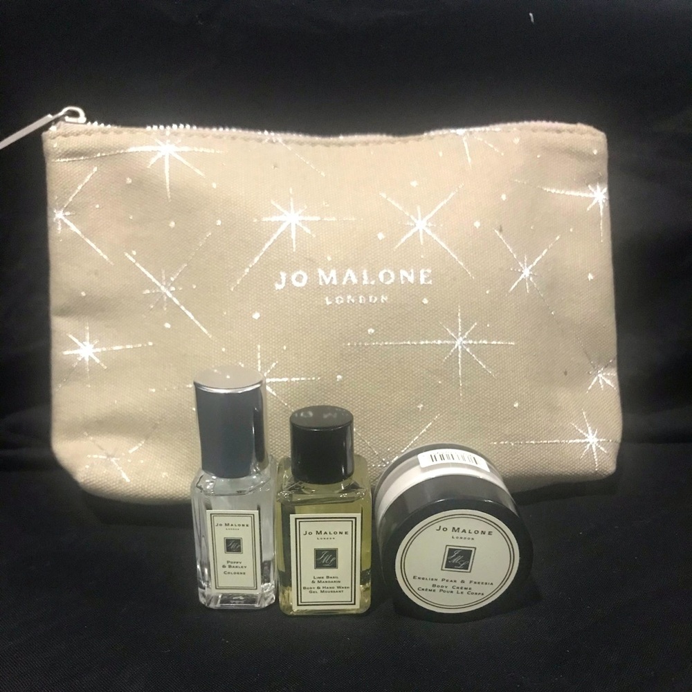 Jo Malone London 4 piece mini travel set.
